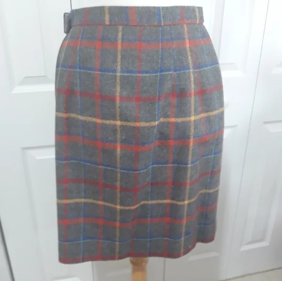 Vintage Talbots Wool Blend Lined Wrap Plaid Gray Red Yellow Mini Skirt size 10 - Picture 12 of 12